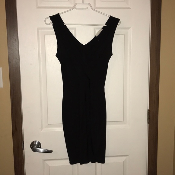 Poison Ivy Black Dress - Picture 2 of 3